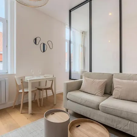 Grand Rénové, Proche Tram Apartmán